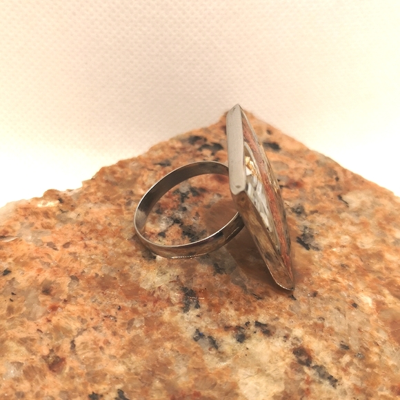 Adjustable shell inlaid ring - Picture 3 of 4